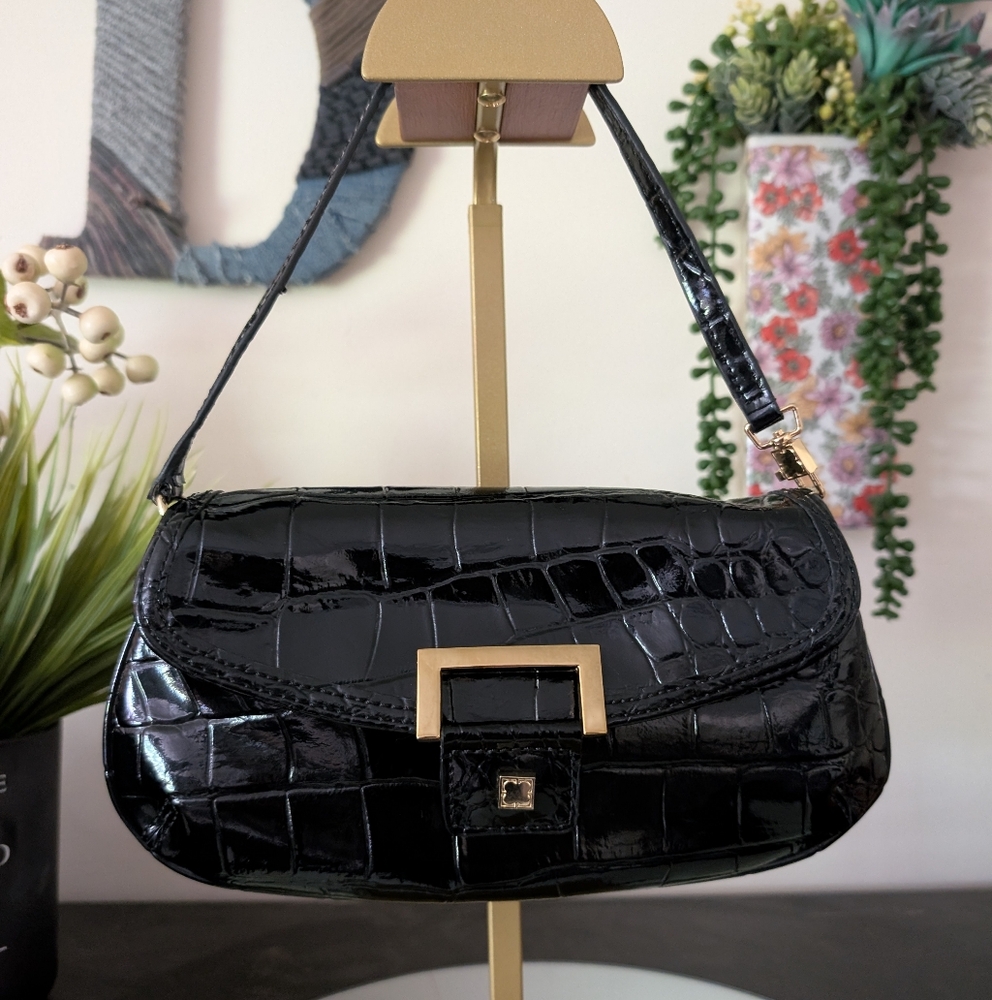 Liz Claiborne Patent‎ Leather Croc-Embossed Wristlet